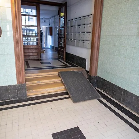 Premium Buda Hideaway-private Apartment, Extra Location, Wifi & Aircon Lägenhet Budapest