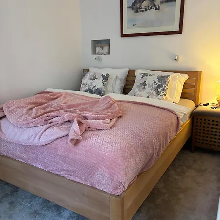 Apartamento Varsanyi Home- Extra Location In The Heart Of Buda *