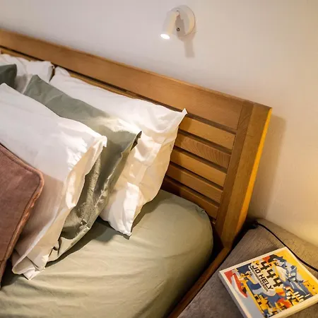 Premium Buda Hideaway-private Apartment, Extra Location, Wifi & Aircon * Budapest